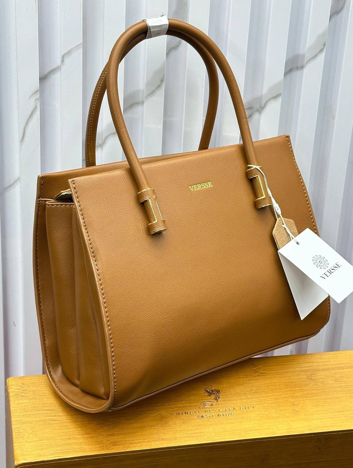 Bolso de Lujo para Mujeres Elegantes  –  RedGlam